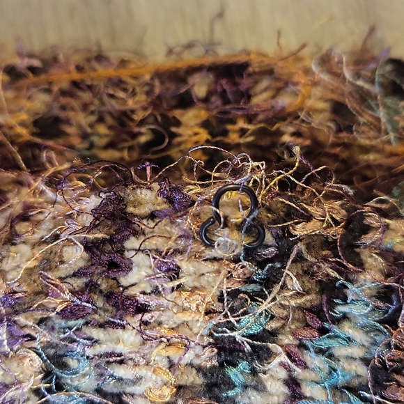 Devan sweater - Picture 8 of 8